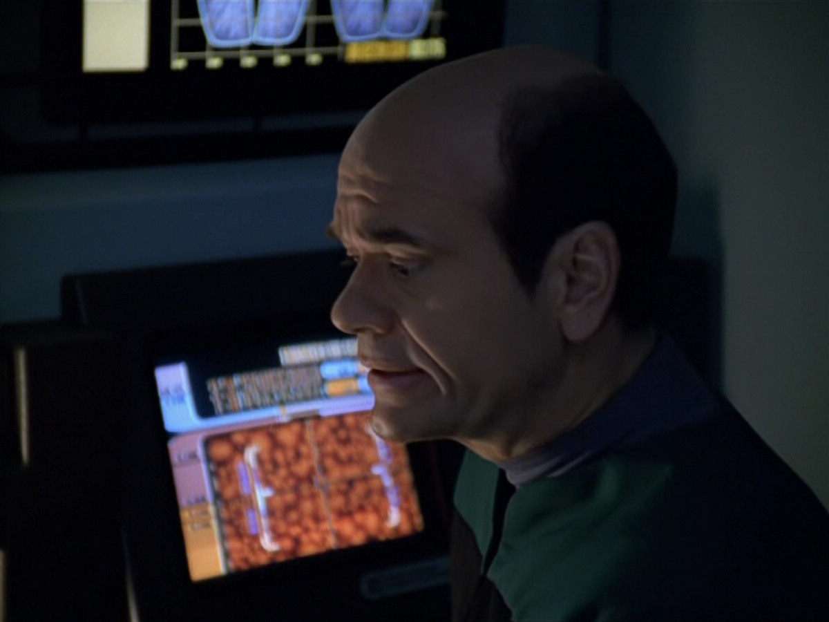 extant_StarTrek_VOY_5x14-Bliss_03111.jpg