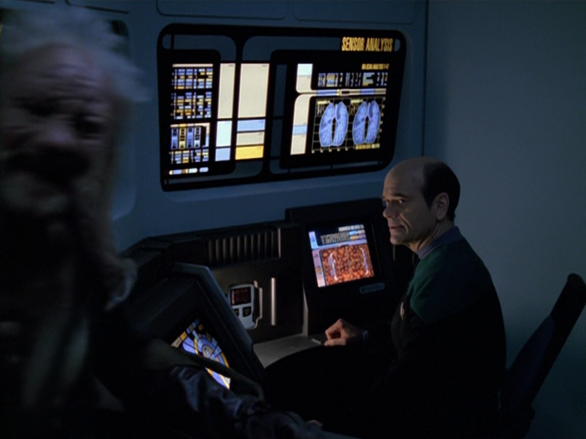 extant_StarTrek_VOY_5x14-Bliss_03130.jpg