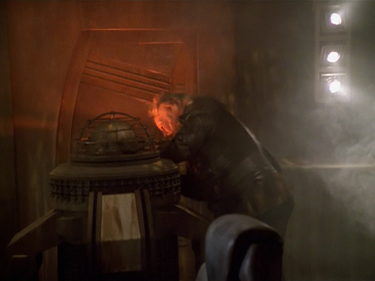 extant_StarTrek_VOY_5x14-Bliss_03391.jpg