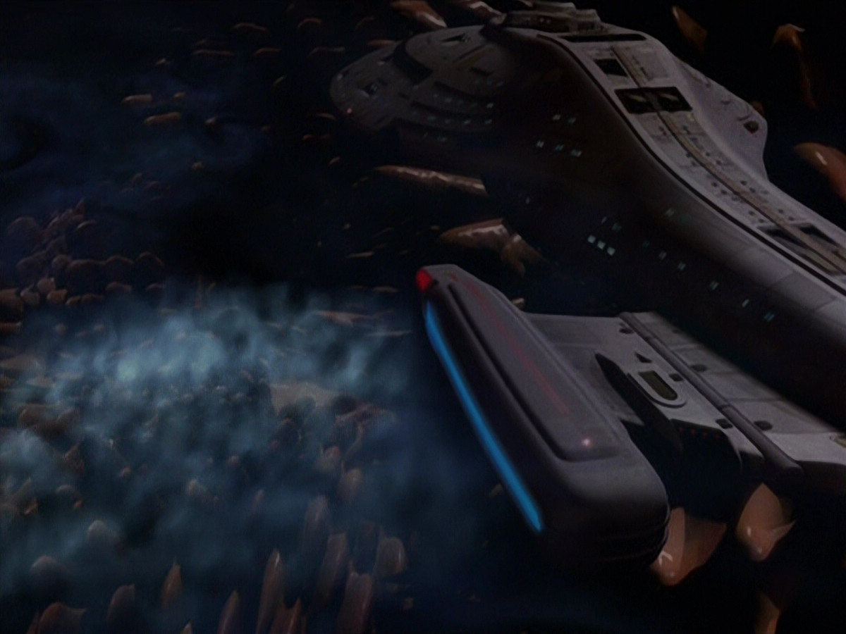 extant_StarTrek_VOY_5x14-Bliss_03427.jpg