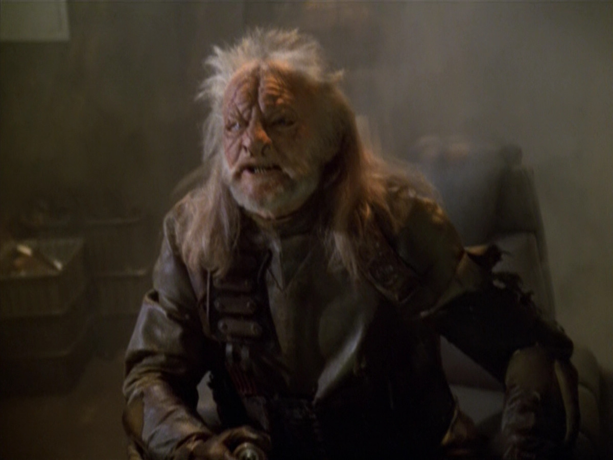extant_StarTrek_VOY_5x14-Bliss_03439.jpg