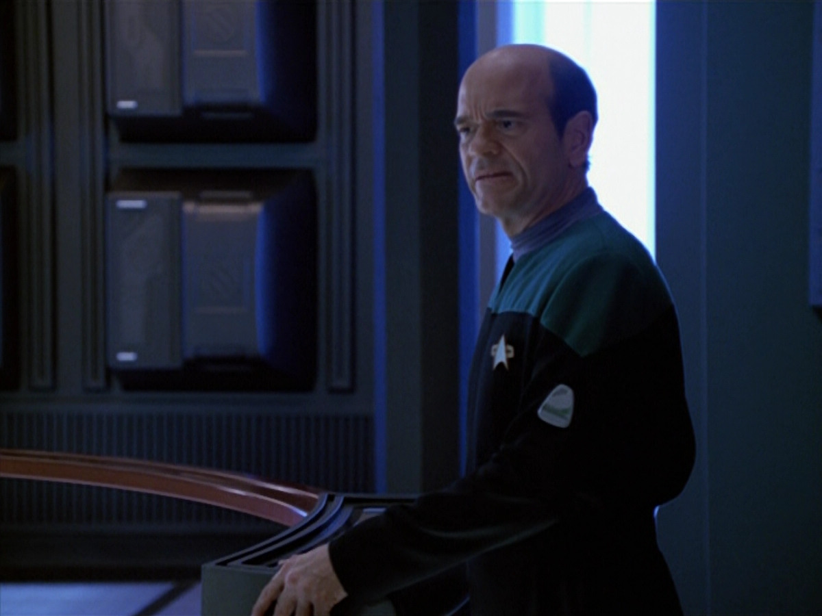 extant_StarTrek_VOY_5x14-Bliss_03470.jpg