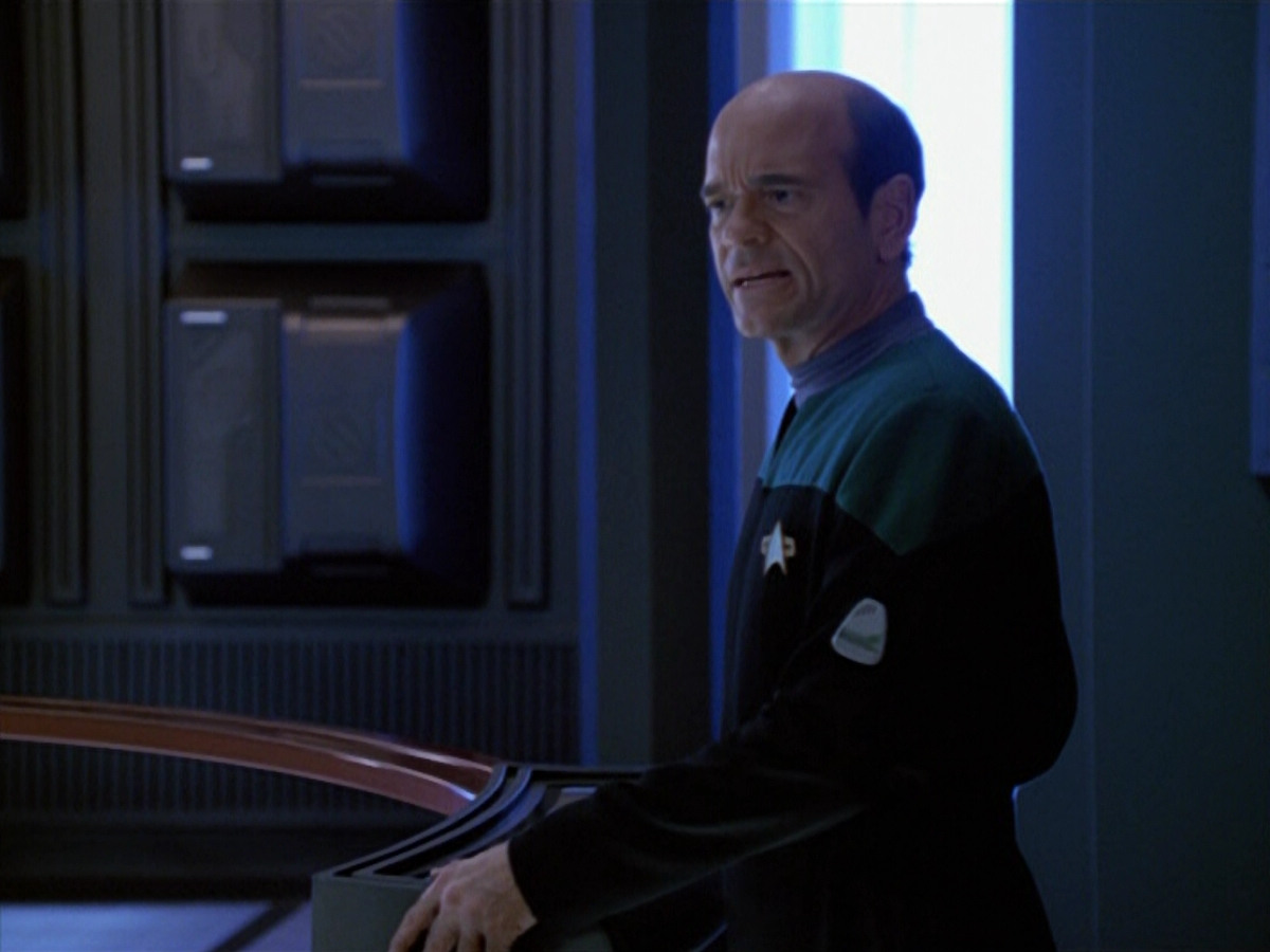 extant_StarTrek_VOY_5x14-Bliss_03471.jpg