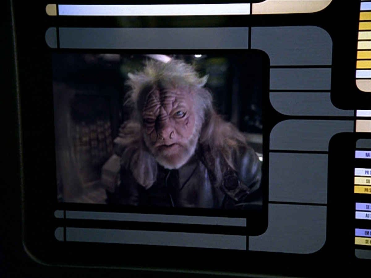 extant_StarTrek_VOY_5x14-Bliss_03495.jpg