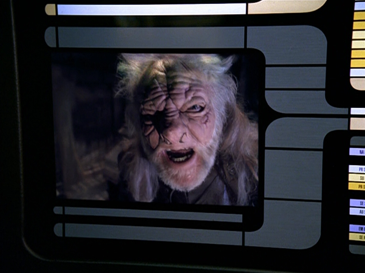 extant_StarTrek_VOY_5x14-Bliss_03497.jpg