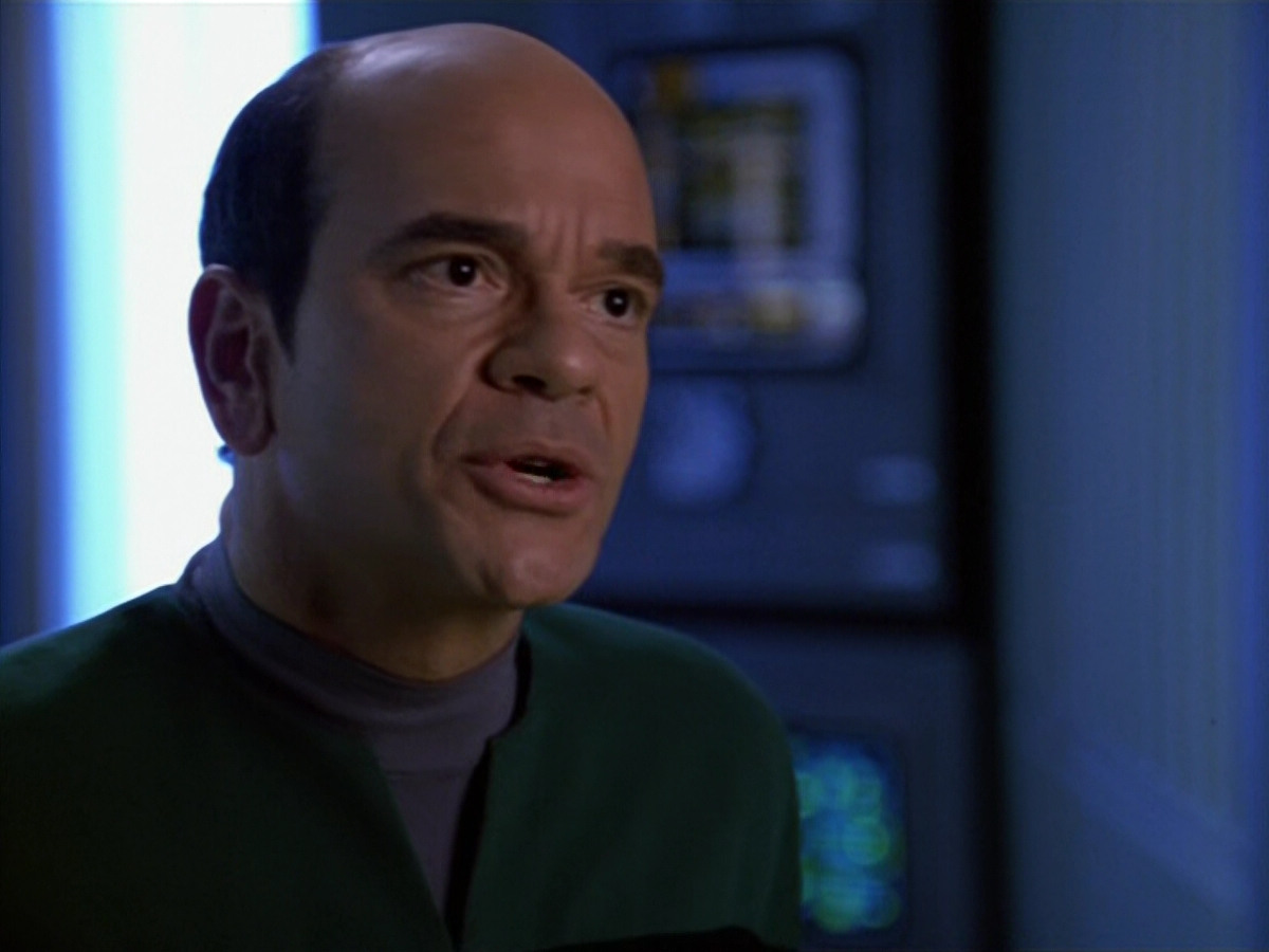 extant_StarTrek_VOY_5x14-Bliss_03515.jpg