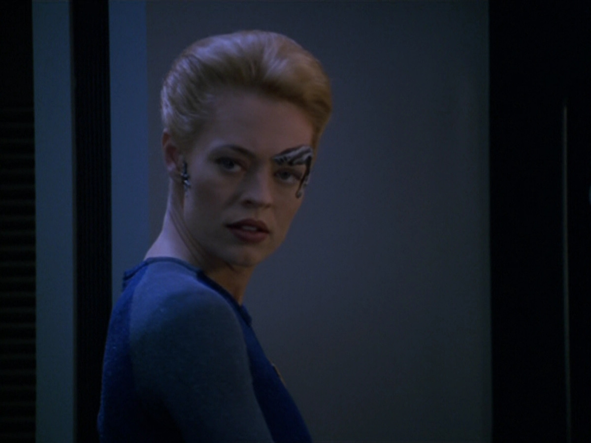 extant_StarTrek_VOY_5x14-Bliss_03516.jpg