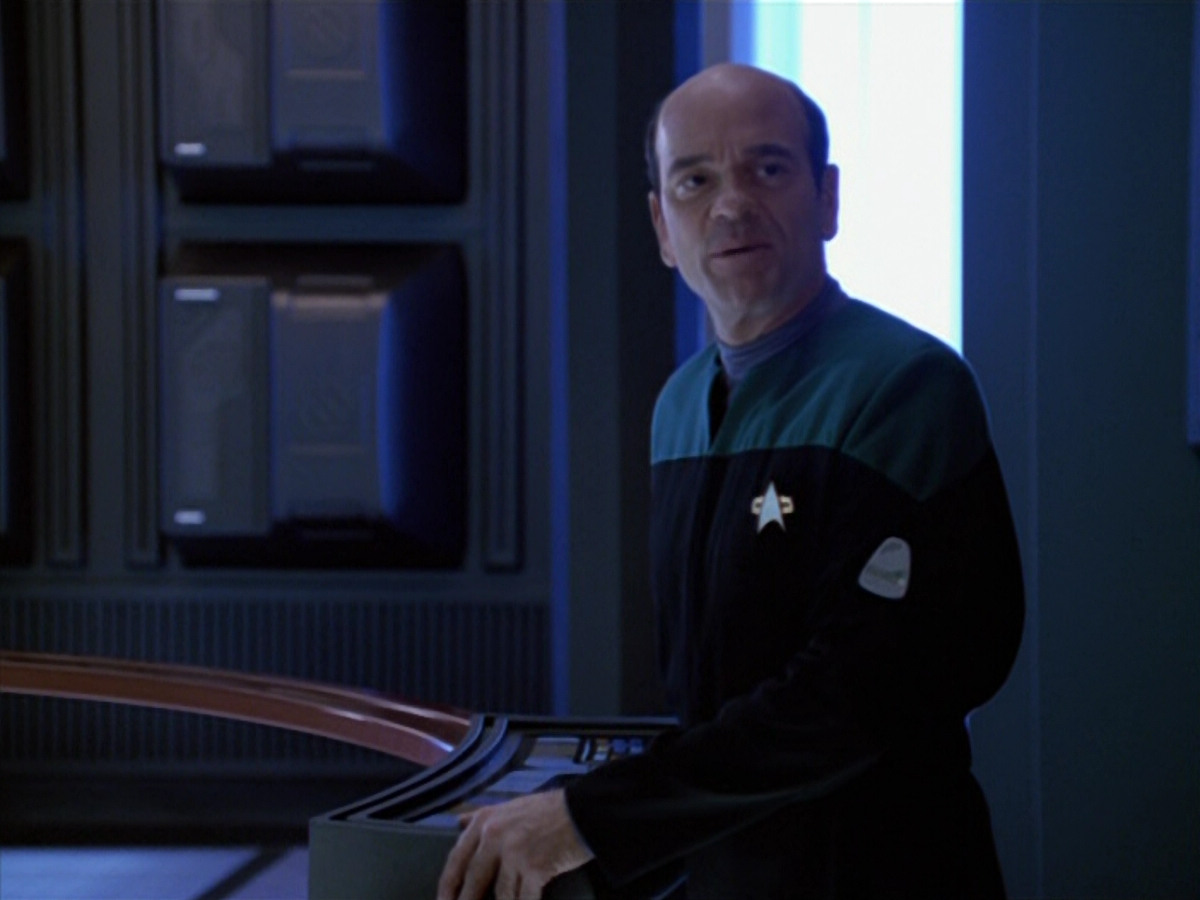 extant_StarTrek_VOY_5x14-Bliss_03577.jpg