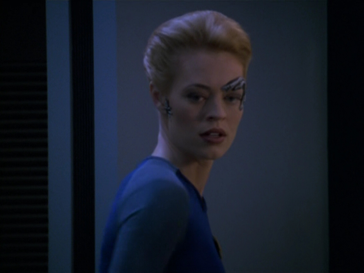 extant_StarTrek_VOY_5x14-Bliss_03581.jpg