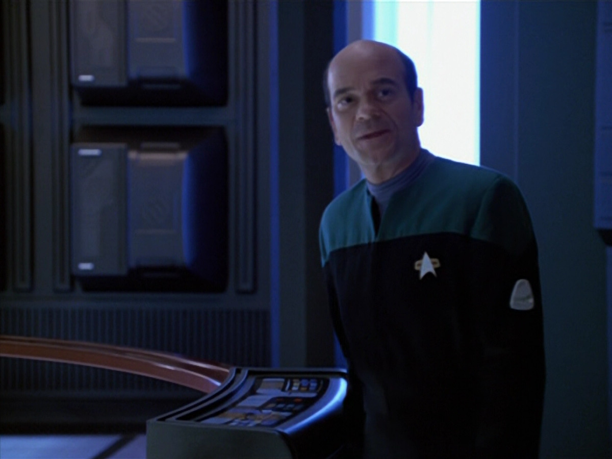 extant_StarTrek_VOY_5x14-Bliss_03585.jpg