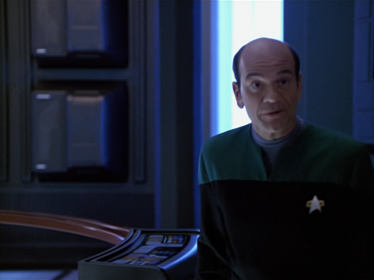 extant_StarTrek_VOY_5x14-Bliss_03586.jpg