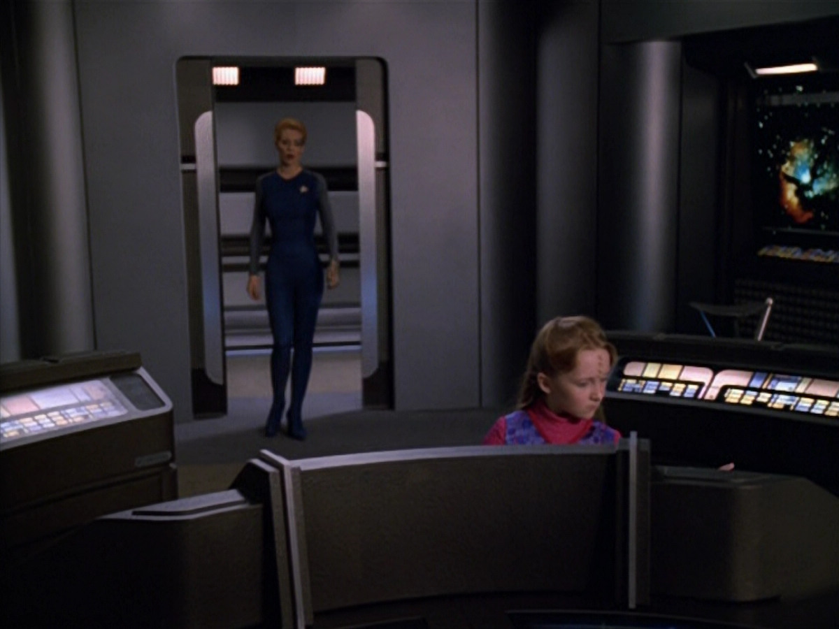 extant_StarTrek_VOY_5x14-Bliss_03712.jpg