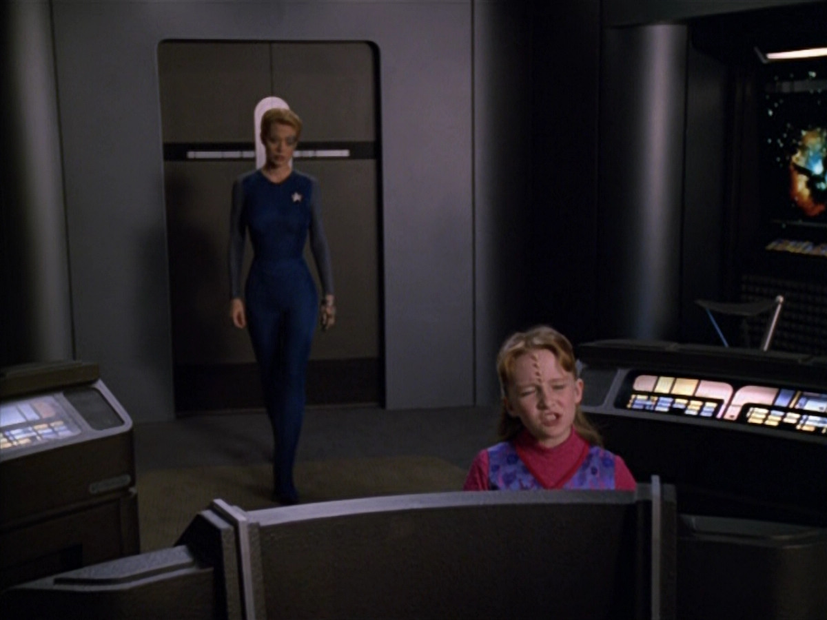 extant_StarTrek_VOY_5x14-Bliss_03721.jpg