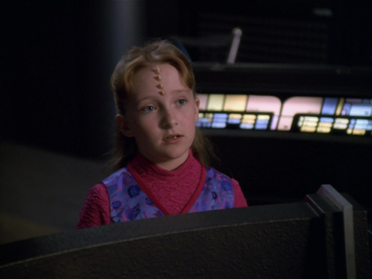 extant_StarTrek_VOY_5x14-Bliss_03752.jpg
