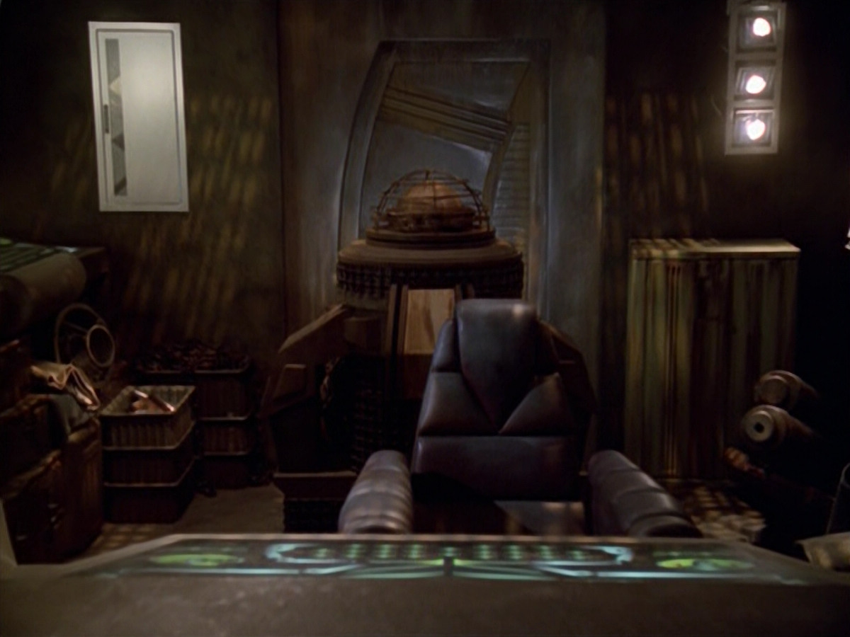 extant_StarTrek_VOY_5x14-Bliss_03779.jpg