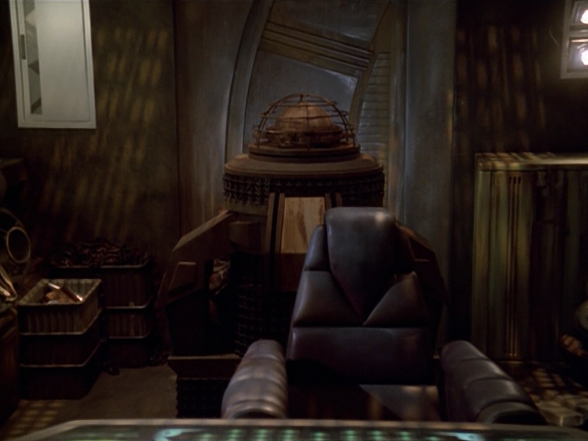 extant_StarTrek_VOY_5x14-Bliss_03782.jpg
