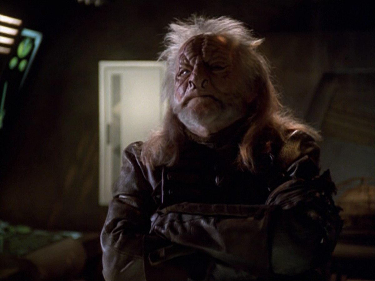 extant_StarTrek_VOY_5x14-Bliss_03805.jpg