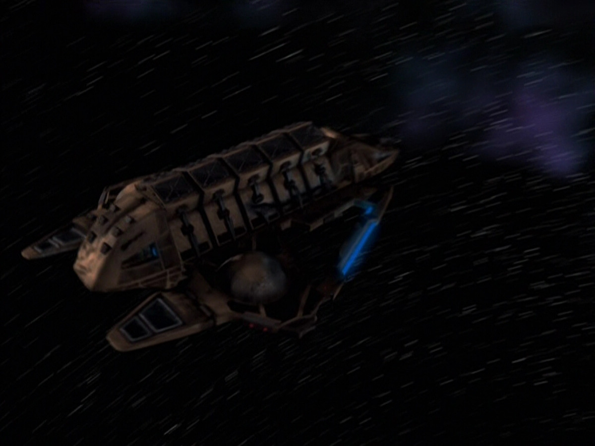 extant_StarTrek_VOY_5x14-Bliss_03811.jpg