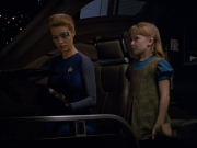 extant_StarTrek_VOY_5x14-Bliss_00308.jpg