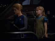 extant_StarTrek_VOY_5x14-Bliss_00322.jpg