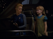 extant_StarTrek_VOY_5x14-Bliss_00329.jpg