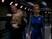 extant_StarTrek_VOY_5x14-Bliss_00391.jpg