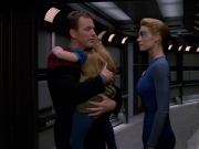 extant_StarTrek_VOY_5x14-Bliss_00404.jpg