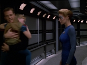 extant_StarTrek_VOY_5x14-Bliss_00406.jpg
