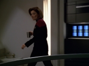 extant_StarTrek_VOY_5x14-Bliss_00510.jpg