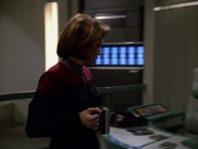 extant_StarTrek_VOY_5x14-Bliss_00515.jpg