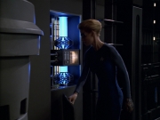 extant_StarTrek_VOY_5x14-Bliss_00669.jpg