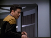 extant_StarTrek_VOY_5x14-Bliss_00998.jpg