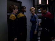 extant_StarTrek_VOY_5x14-Bliss_01488.jpg