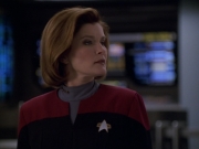 extant_StarTrek_VOY_5x14-Bliss_01694.jpg