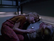 extant_StarTrek_VOY_5x14-Bliss_02262.jpg