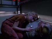 extant_StarTrek_VOY_5x14-Bliss_02263.jpg