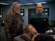 extant_StarTrek_VOY_5x14-Bliss_02911.jpg