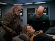 extant_StarTrek_VOY_5x14-Bliss_02922.jpg