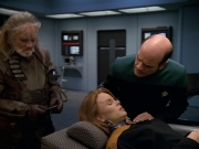 extant_StarTrek_VOY_5x14-Bliss_02924.jpg