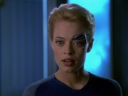 extant_StarTrek_VOY_5x14-Bliss_03678.jpg