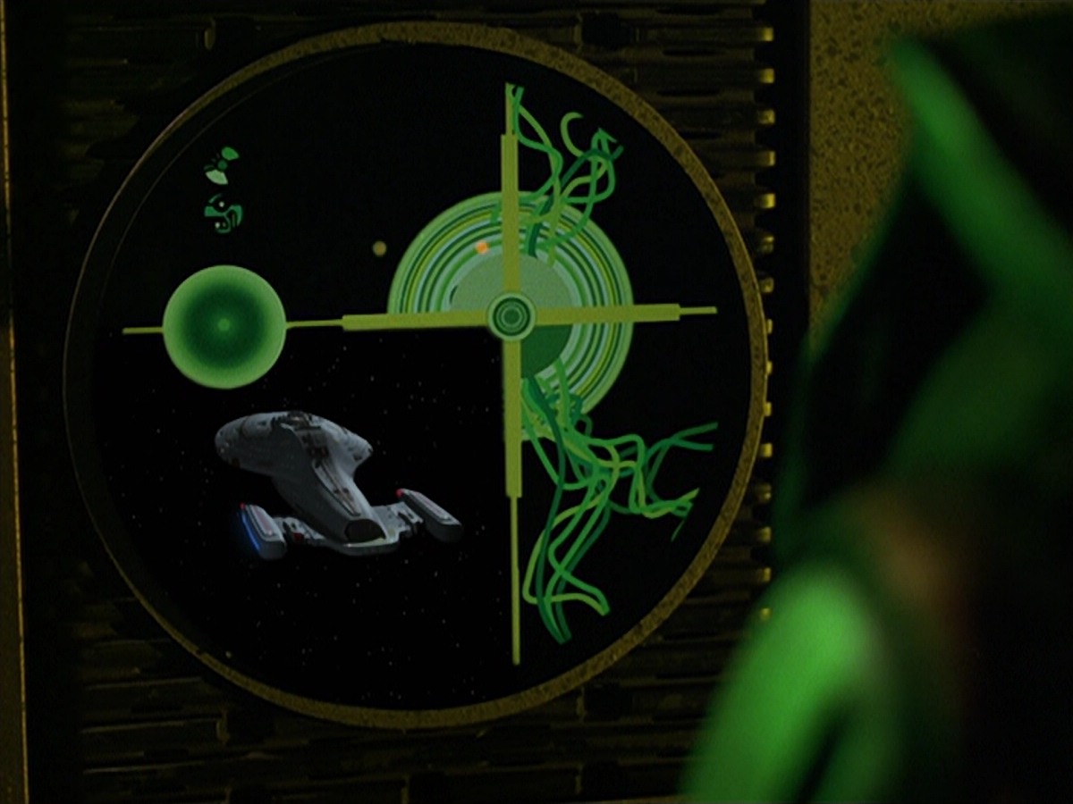 ariane179254_StarTrekVoyager_5x15_5x16_DarkFrontier_0064.jpg