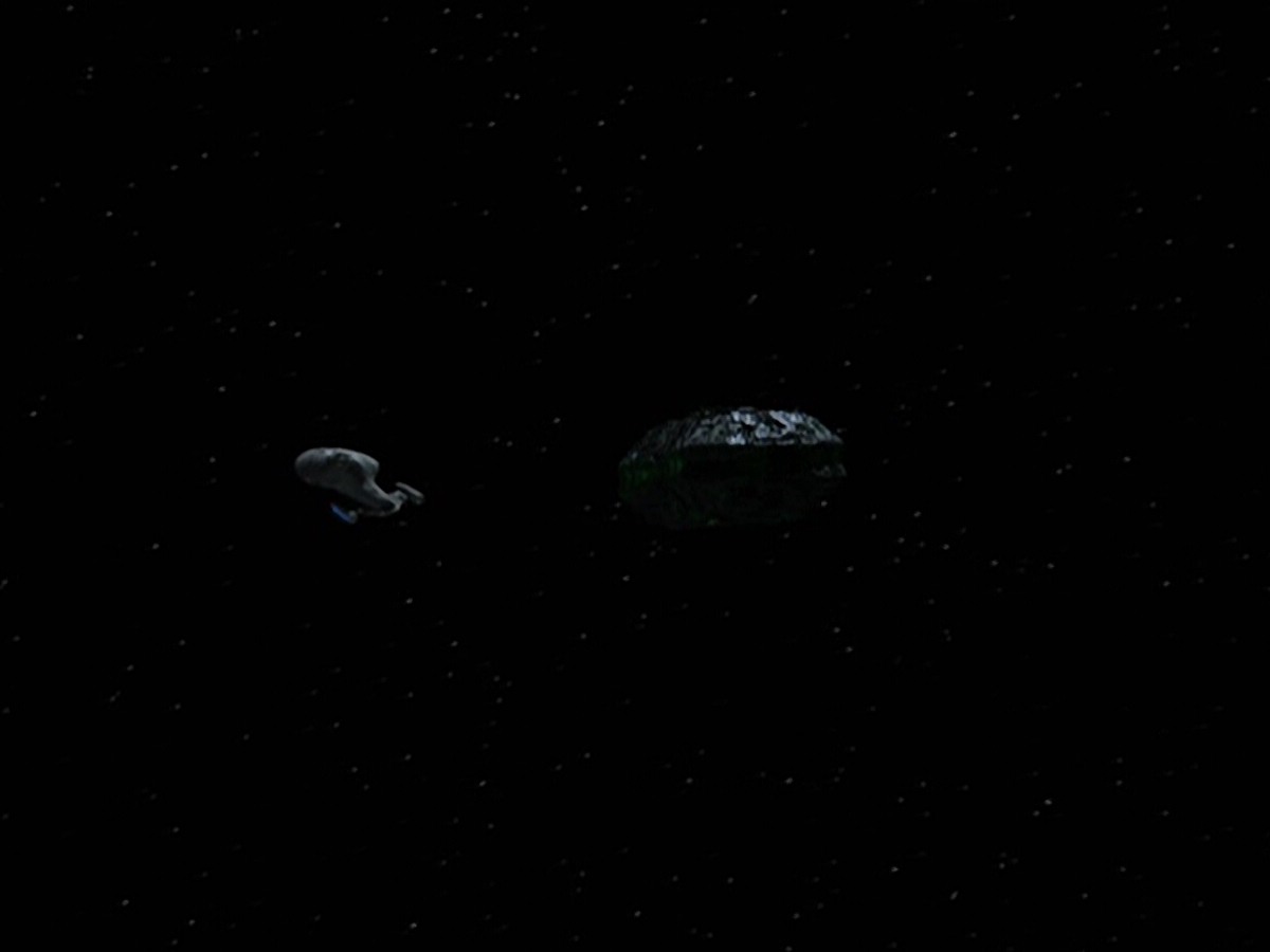 ariane179254_StarTrekVoyager_5x15_5x16_DarkFrontier_0085.jpg
