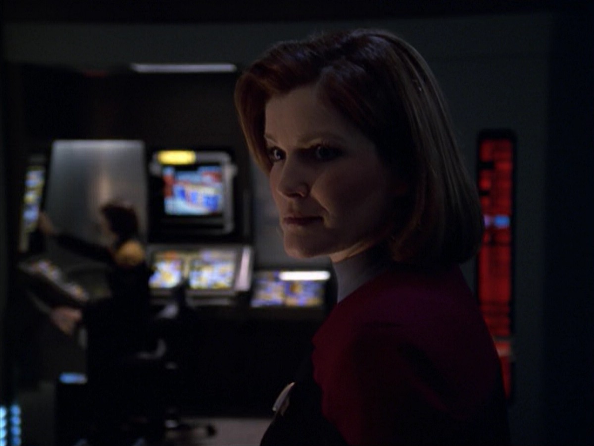 ariane179254_StarTrekVoyager_5x15_5x16_DarkFrontier_0217.jpg