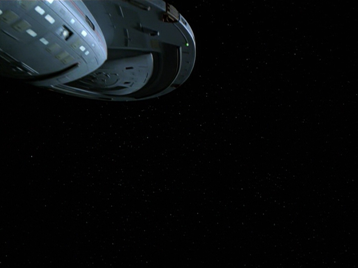 ariane179254_StarTrekVoyager_5x15_5x16_DarkFrontier_0374.jpg