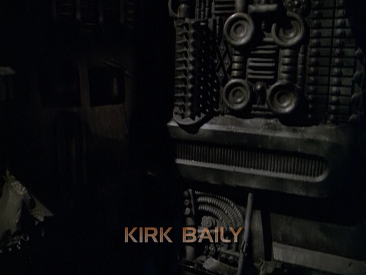 ariane179254_StarTrekVoyager_5x15_5x16_DarkFrontier_0387.jpg