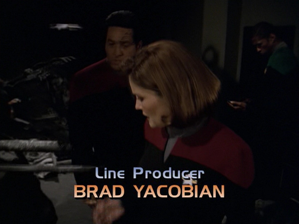 ariane179254_StarTrekVoyager_5x15_5x16_DarkFrontier_0423.jpg