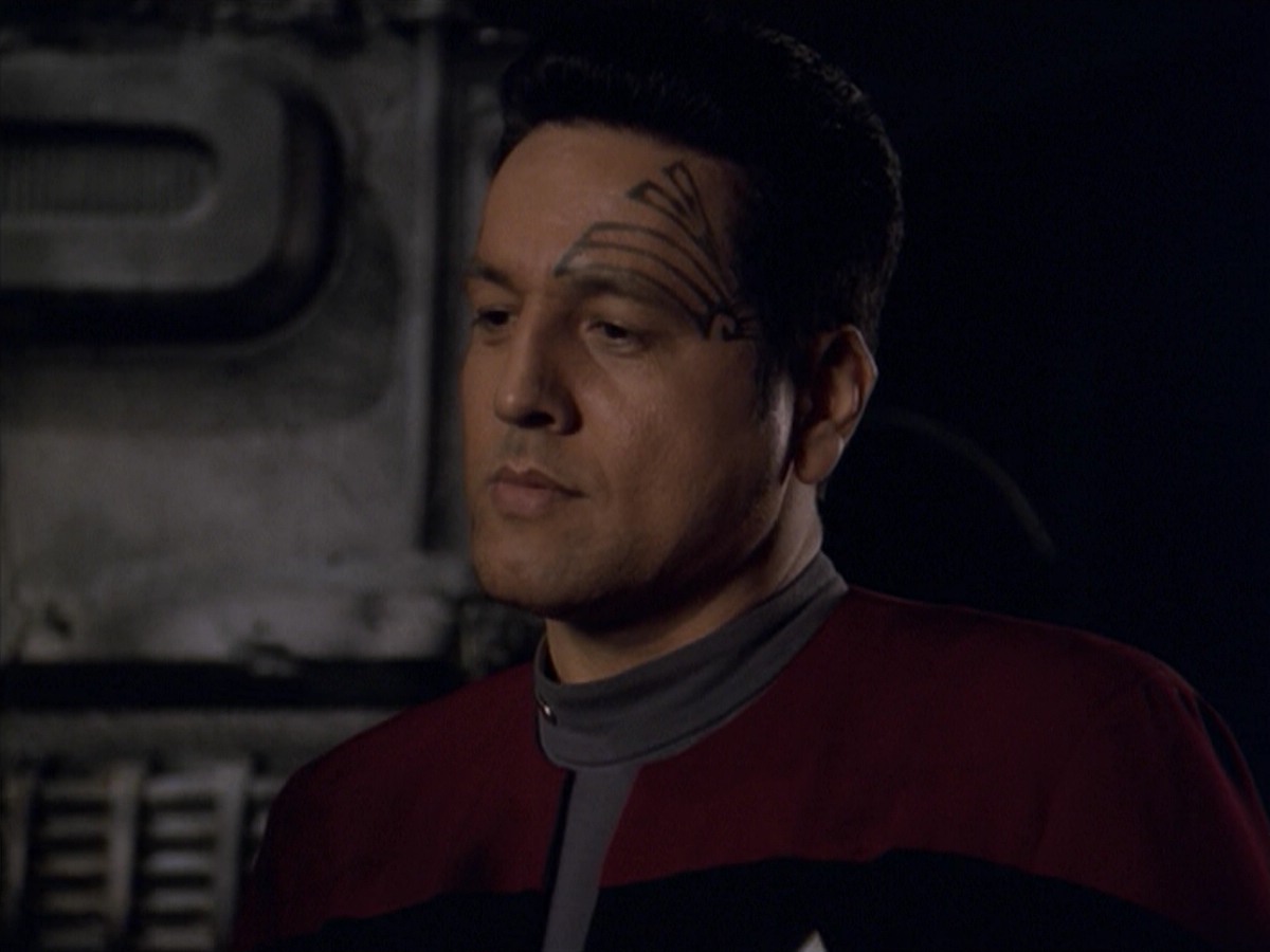 ariane179254_StarTrekVoyager_5x15_5x16_DarkFrontier_0438.jpg