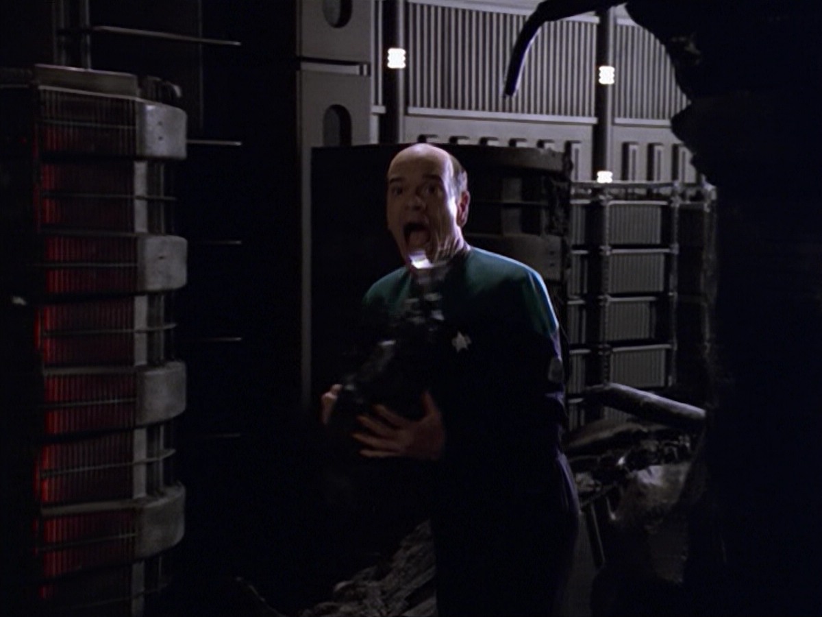 ariane179254_StarTrekVoyager_5x15_5x16_DarkFrontier_0509.jpg