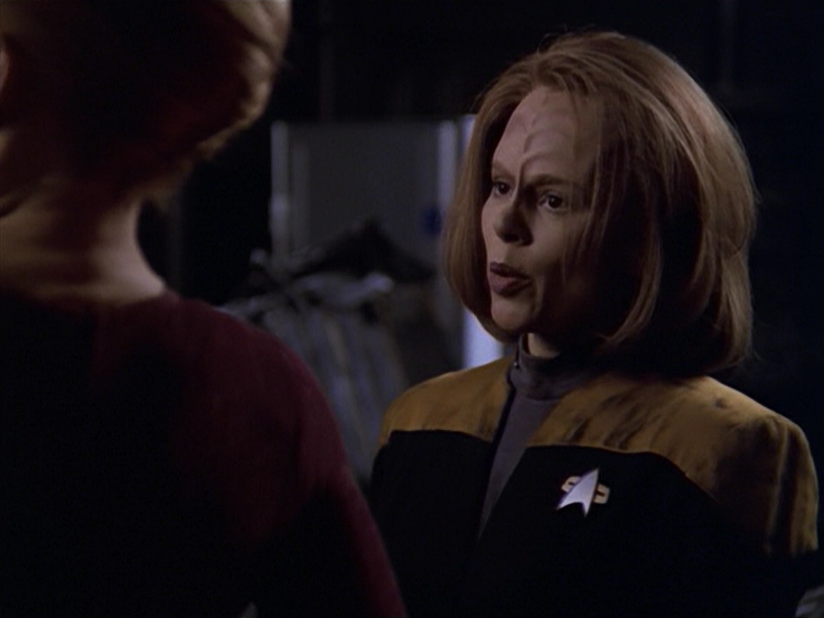 ariane179254_StarTrekVoyager_5x15_5x16_DarkFrontier_0563.jpg