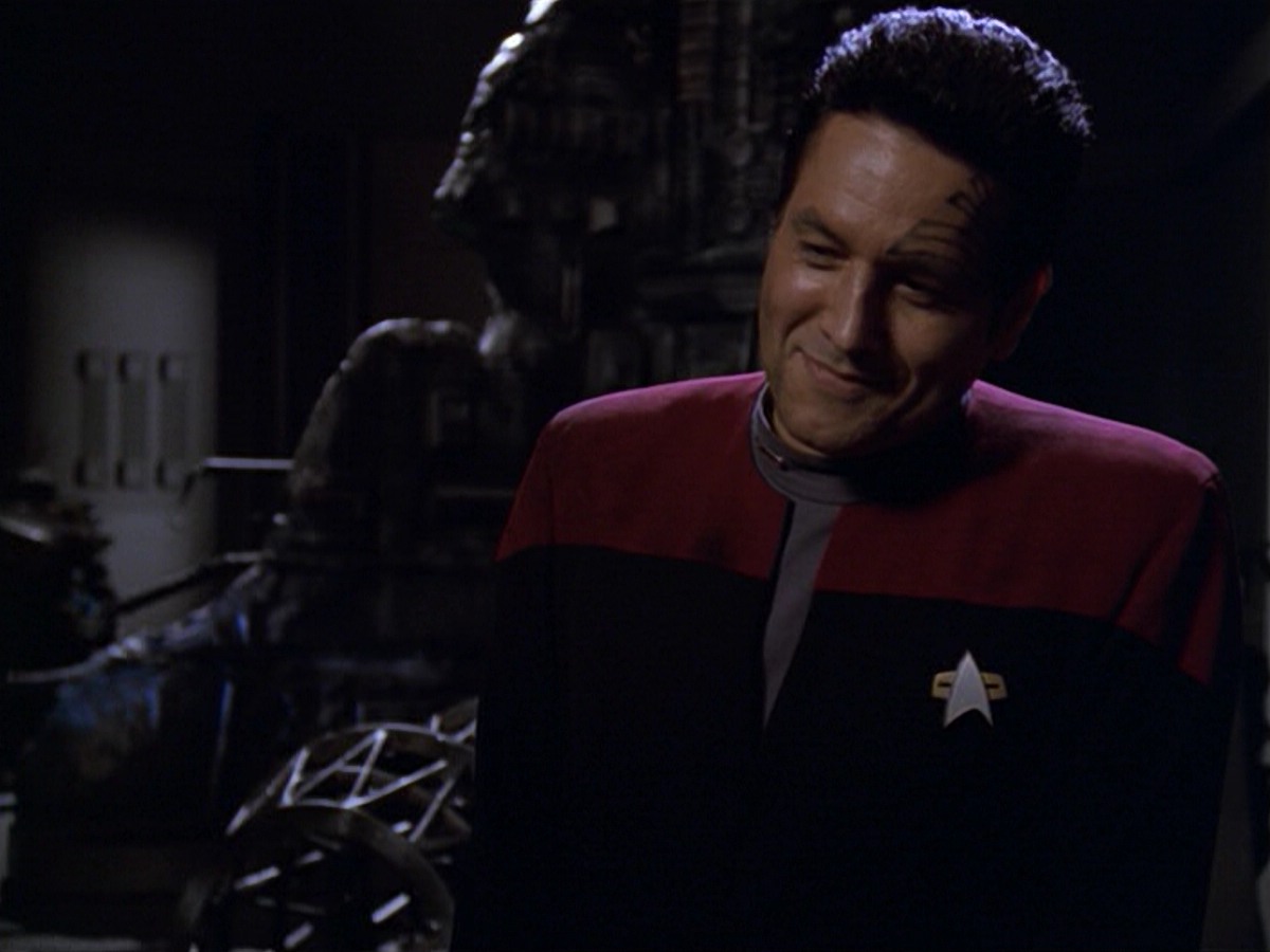 ariane179254_StarTrekVoyager_5x15_5x16_DarkFrontier_0617.jpg